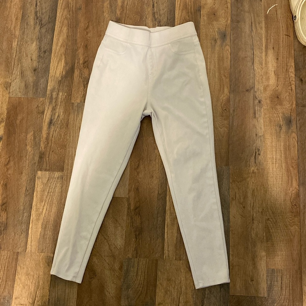 white jeggings